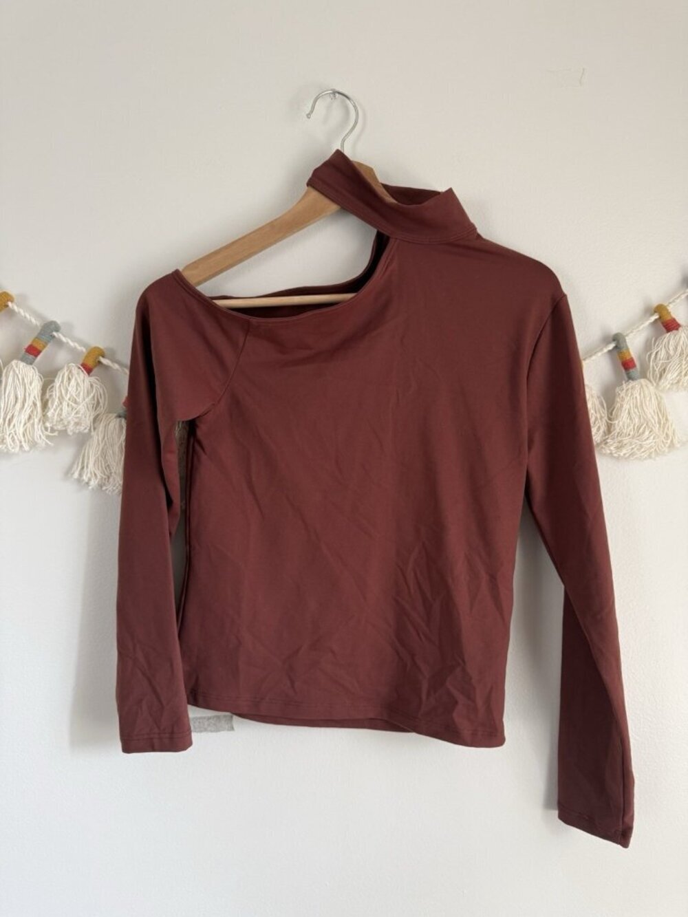 Abercrombie & Fitch Seamless Asymmetrical Cutout Long Sleeve Top Brown NWT M